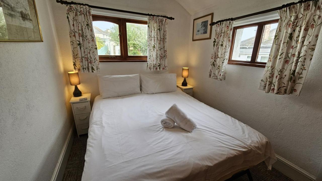 Hillside Cottage Porthscatho Exterior photo